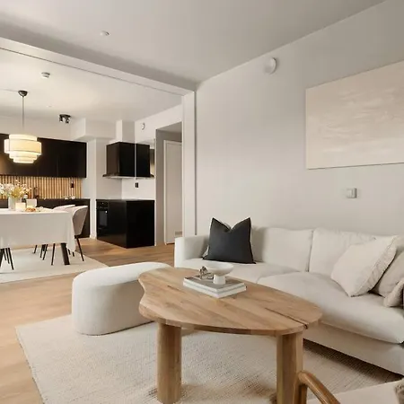 Arctic Penthouse I Free Parking